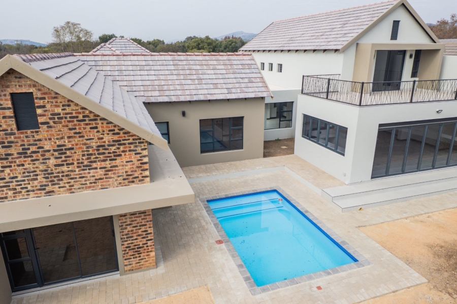 4 Bedroom Property for Sale in Landsmeer Residential Estate North West